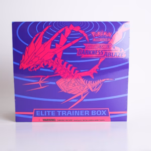 Pokémon Sword & Shield: Darkness Ablaze Elite Trainer Box